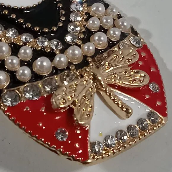 Lady Matryoshka Doll Style PIN Brooch Rhinestone Enamel Dragonfly Golden Pearly - Picture 7 of 7